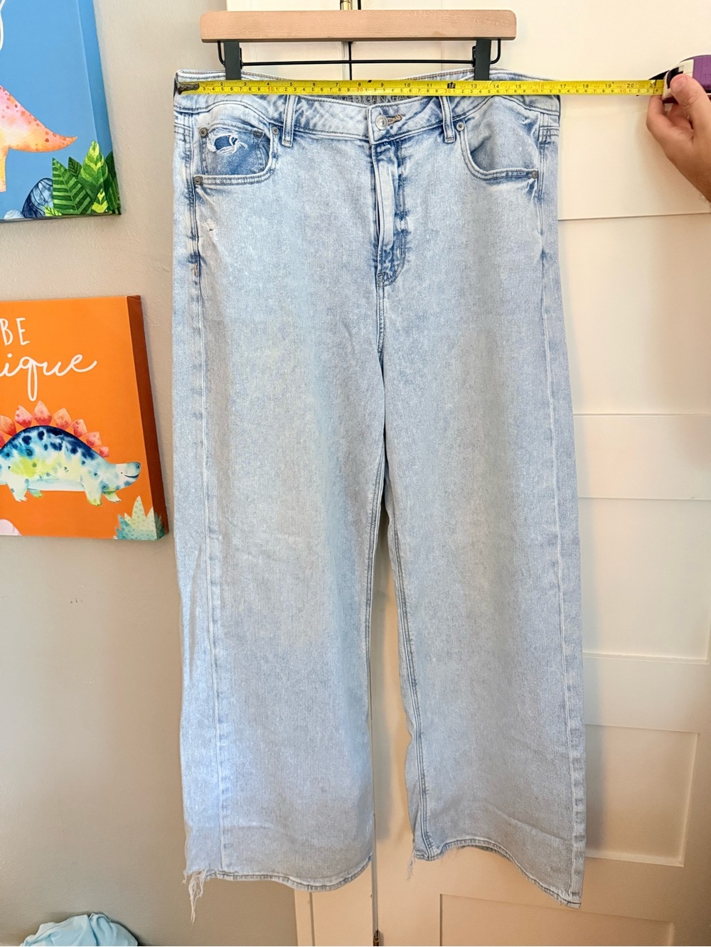 American Eagle Outfitters Light Blue Wide-Leg Jeans